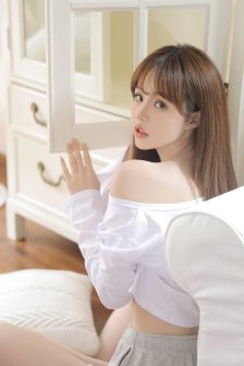 年轻的女教师免费观看